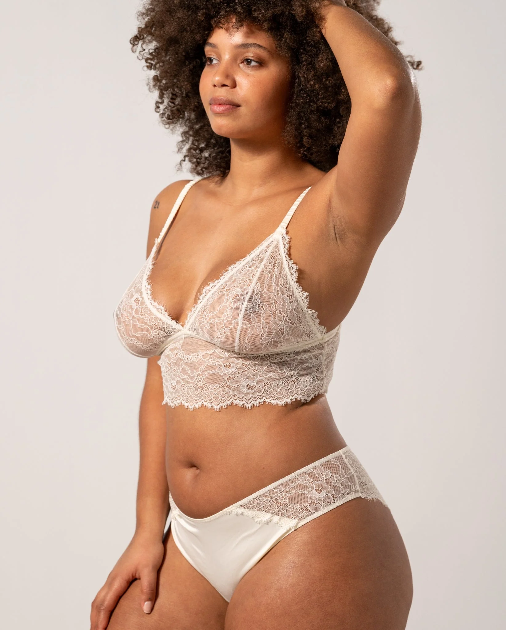 Lace Bralette Top Cream - Image 4