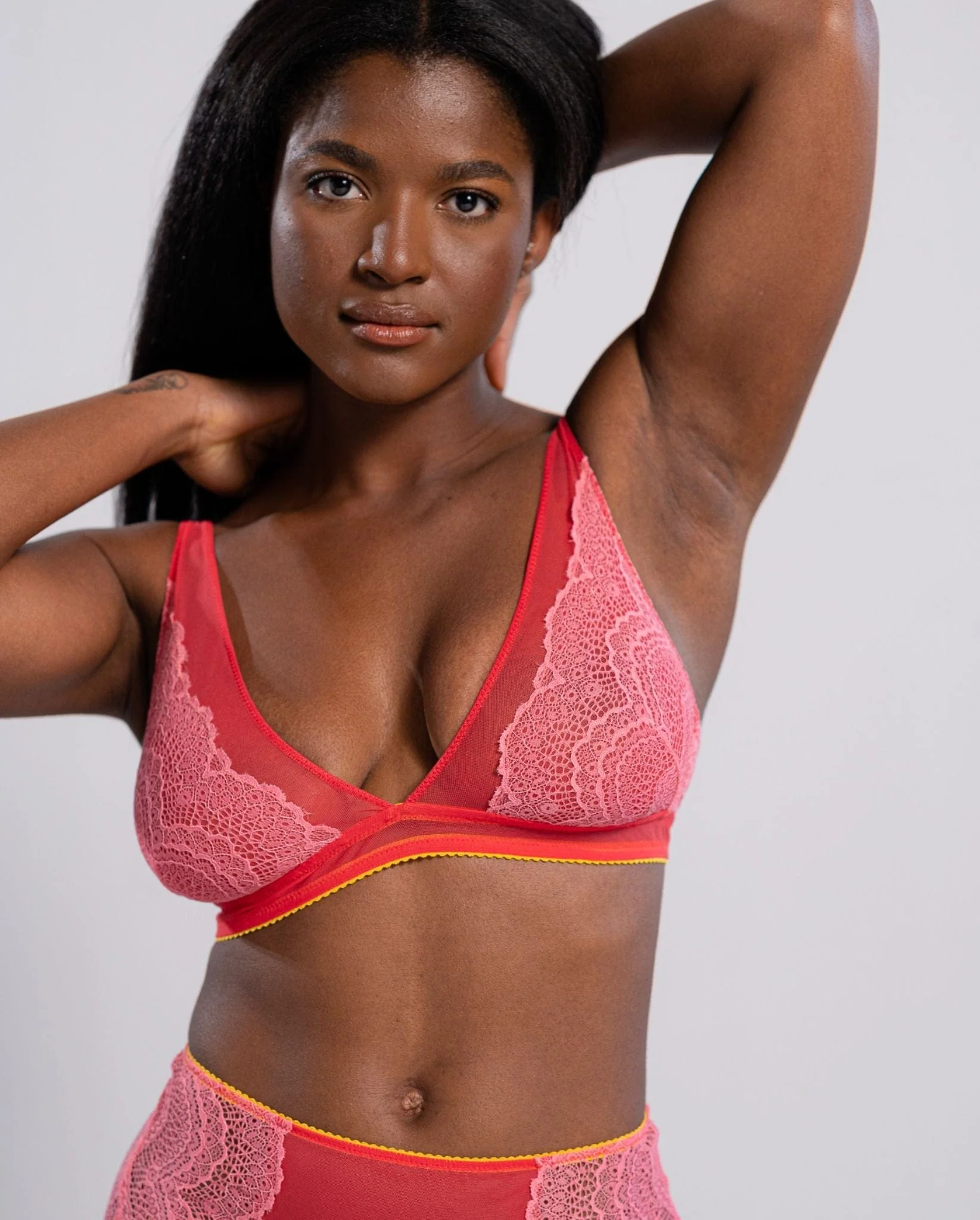Lace Plunge Bralette Coral - Image 3