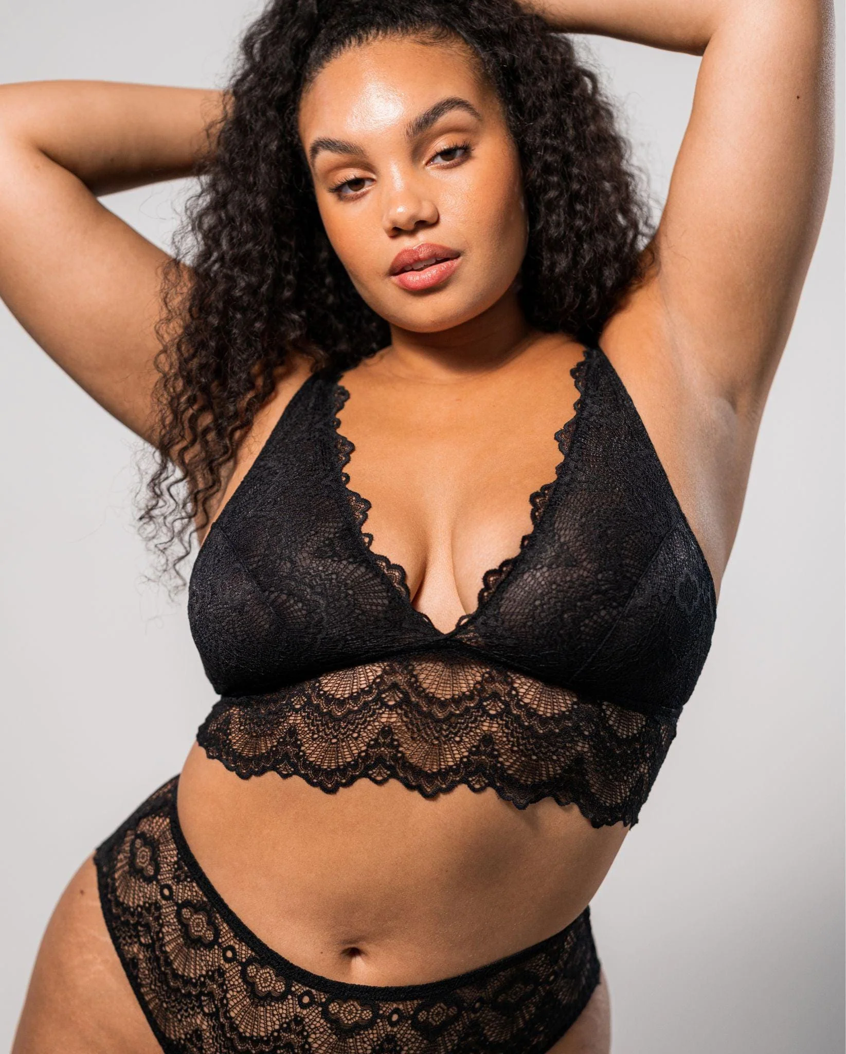 Lace Plunge Bralette Top Black - Image 5