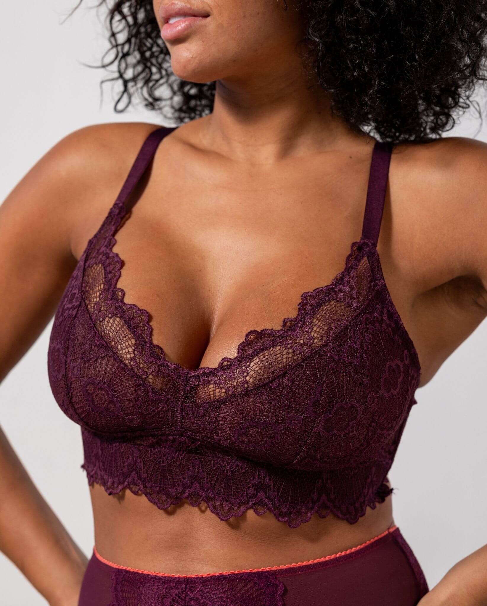 Lace Support+ Bra Cherry - Image 4