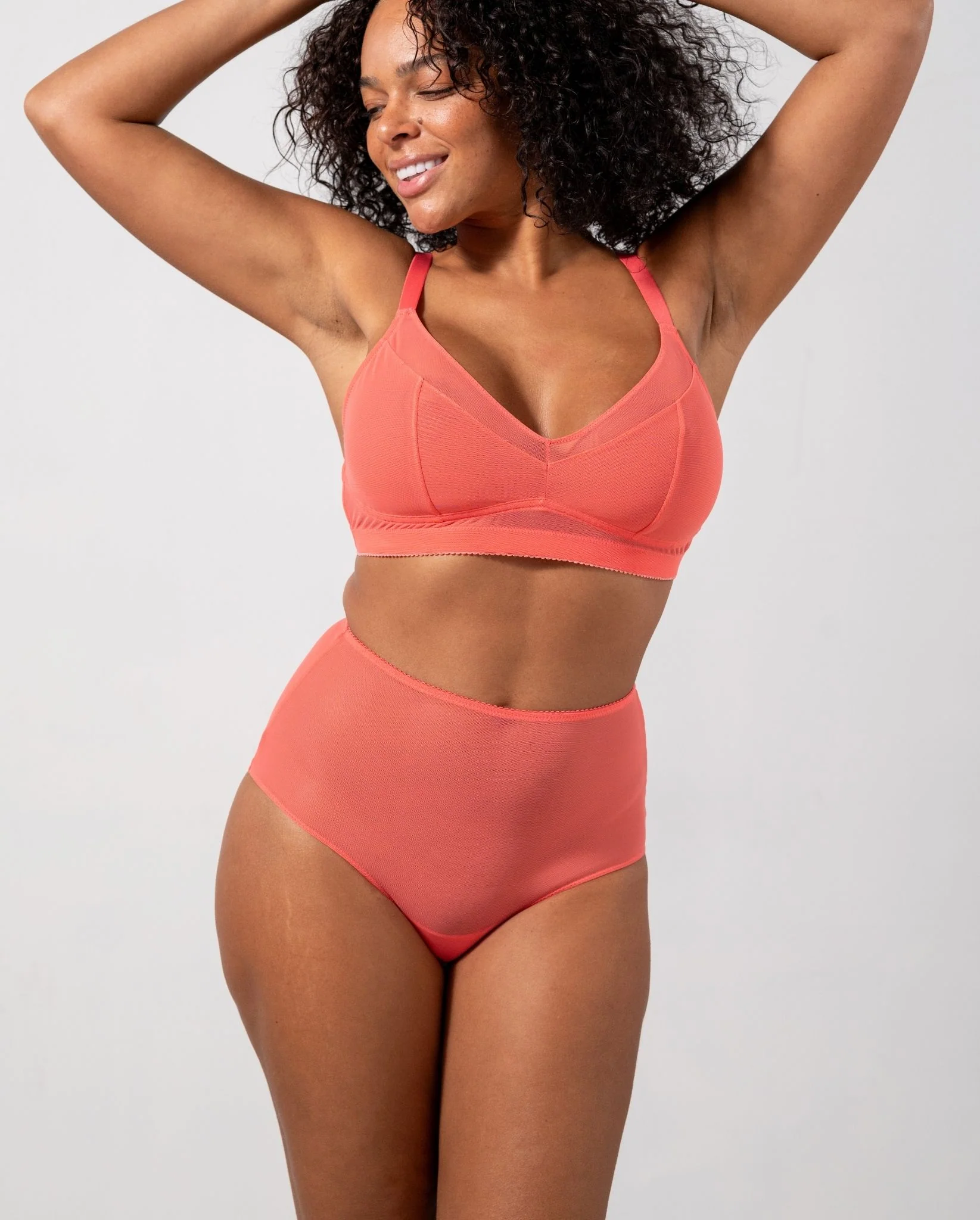 Mesh Highwaist Briefs Coral - Image 4