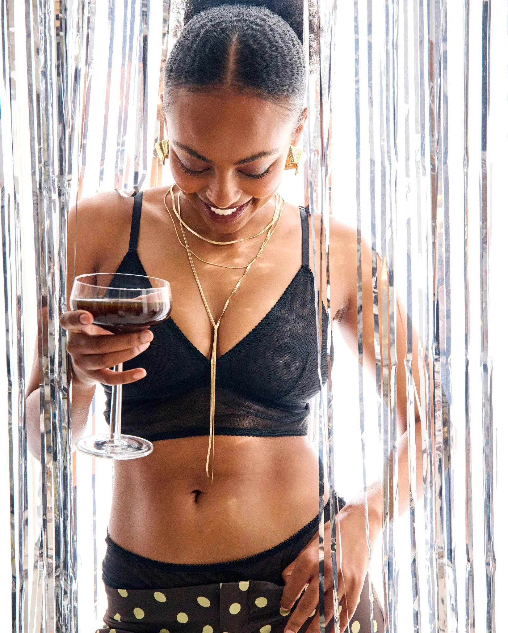 Mesh Triangle Top Black - Image 11