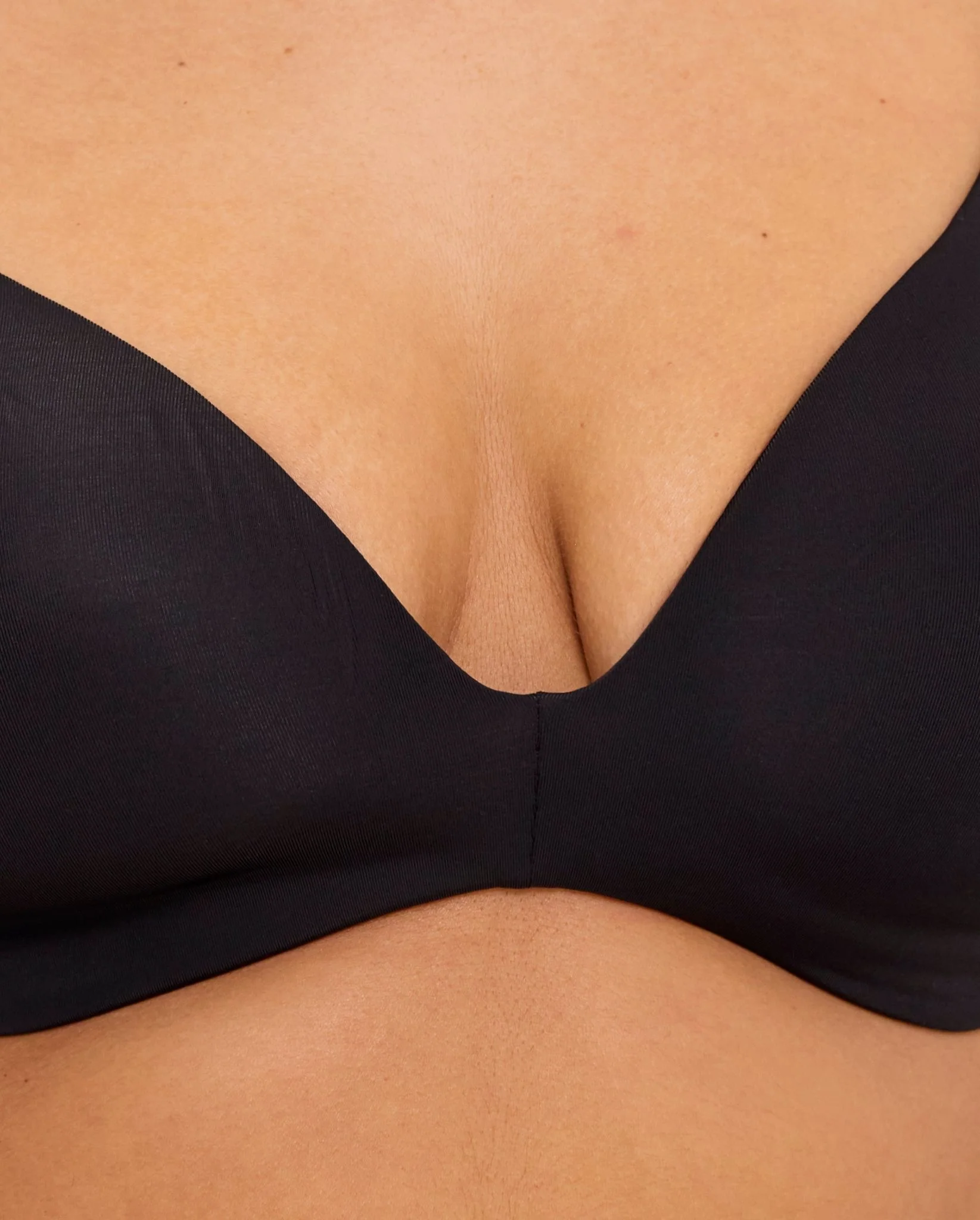 T-shirt Bra Black - Image 6
